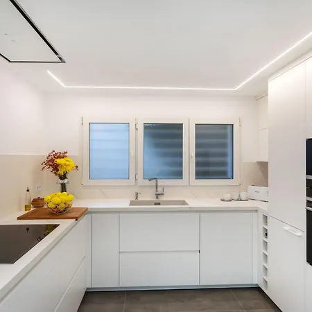 Berganti By Interhome טוסה דה מאר